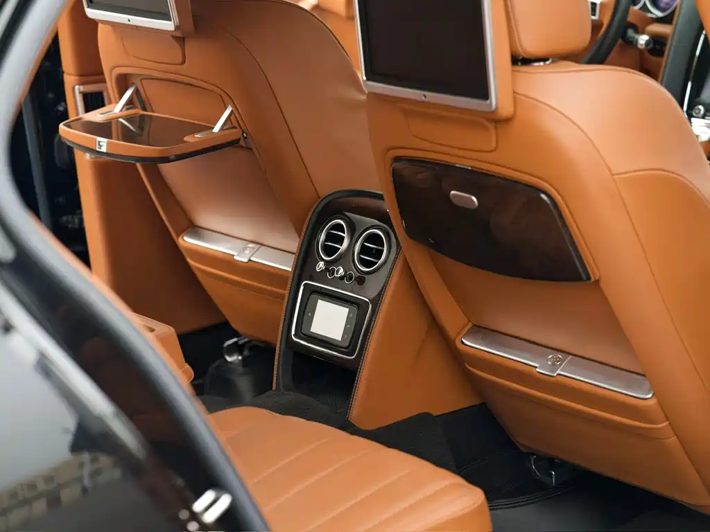 Bentley Flying Spur 2014 — фото 15