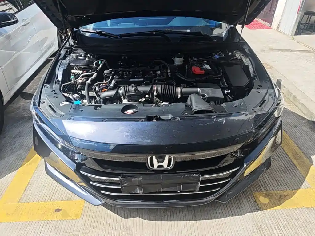 Honda Accord 2022 — фото 20