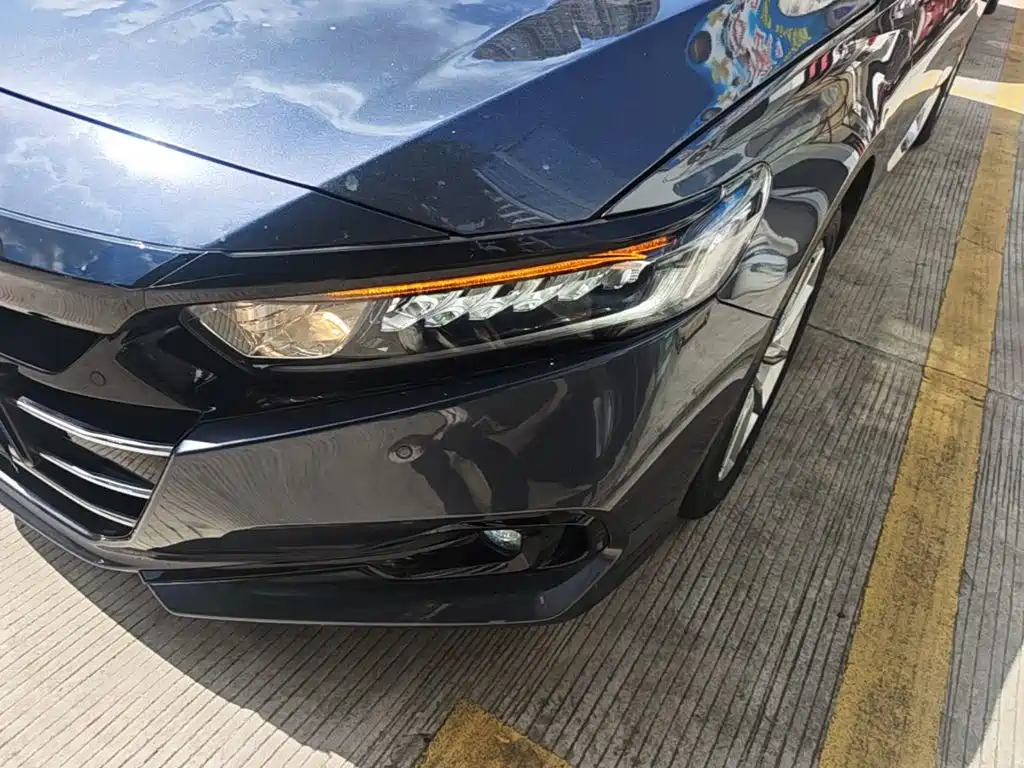 Honda Accord 2022 — фото 24