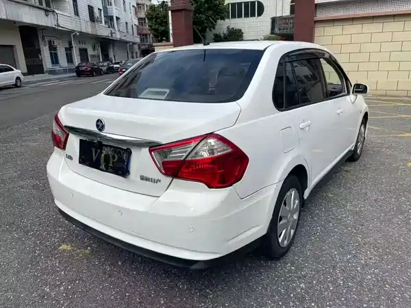 Venucia D50 2012