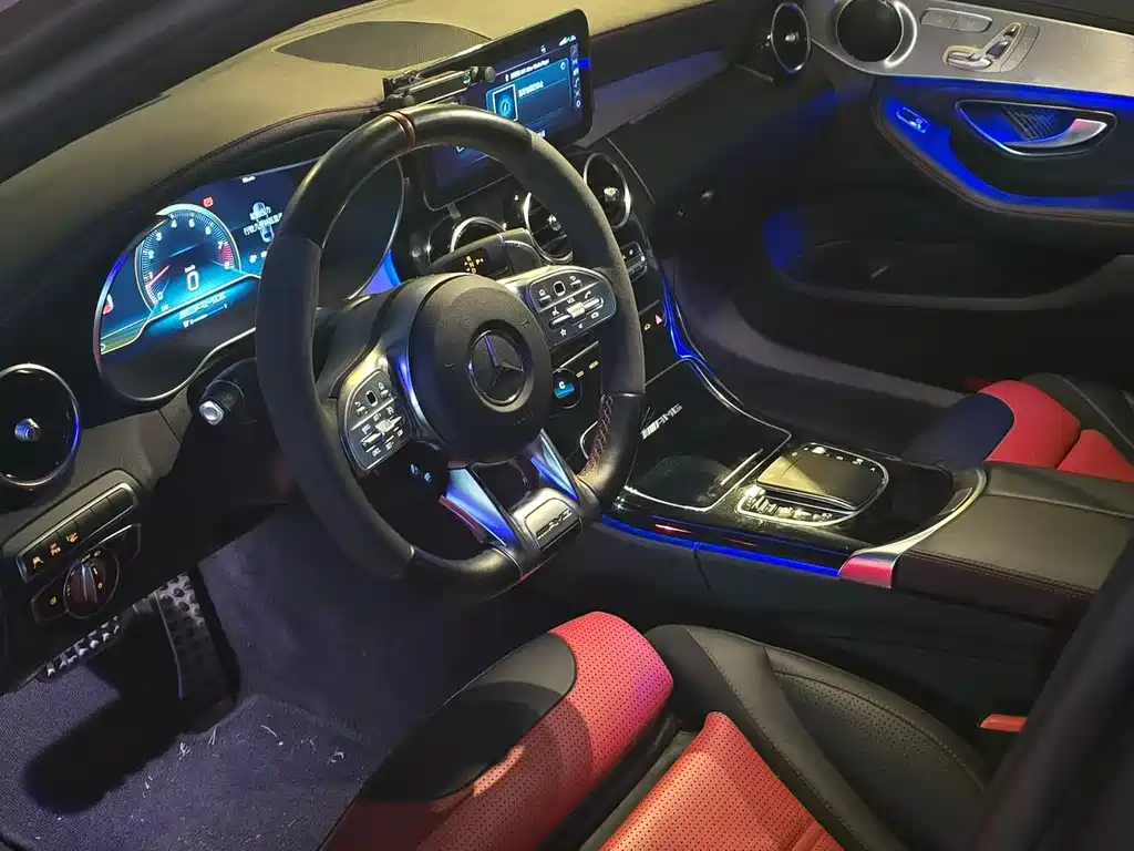 Mercedes-Benz C-Class AMG 2020 — фото 3