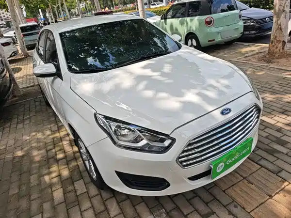 Ford Escort 2020
