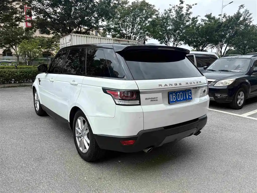 Land Rover Range Rover Sport 2017 — фото 9