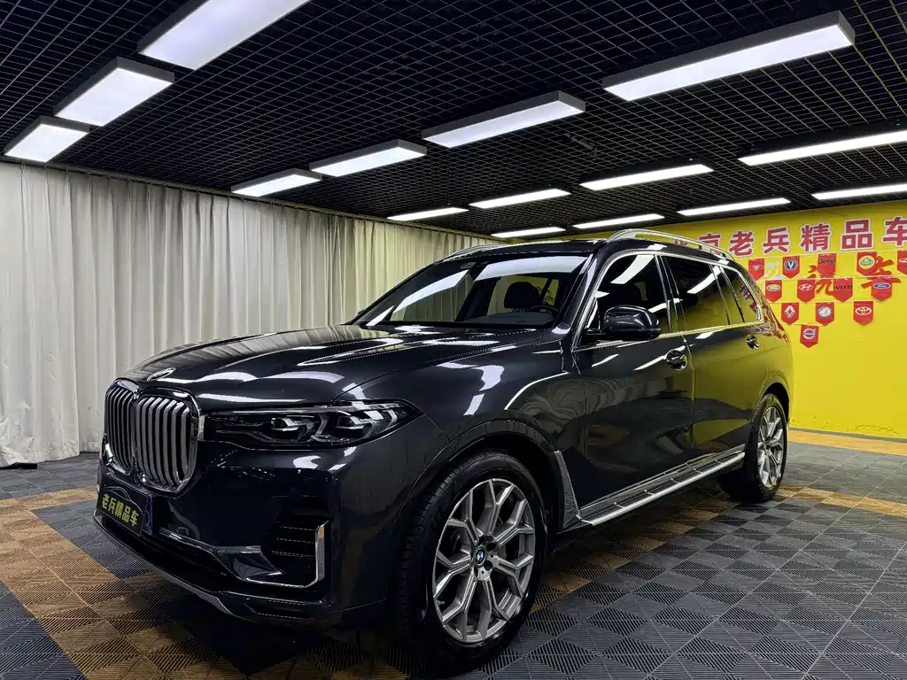 BMW X7 2020 — фото 1