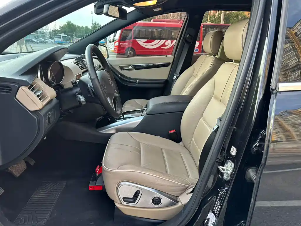 Mercedes-Benz R-Class 2014