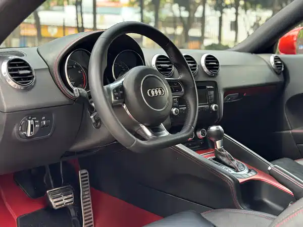Audi TT 2013