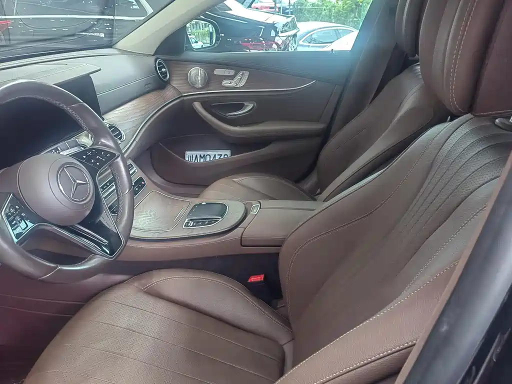 Mercedes-Benz E-Class 2022