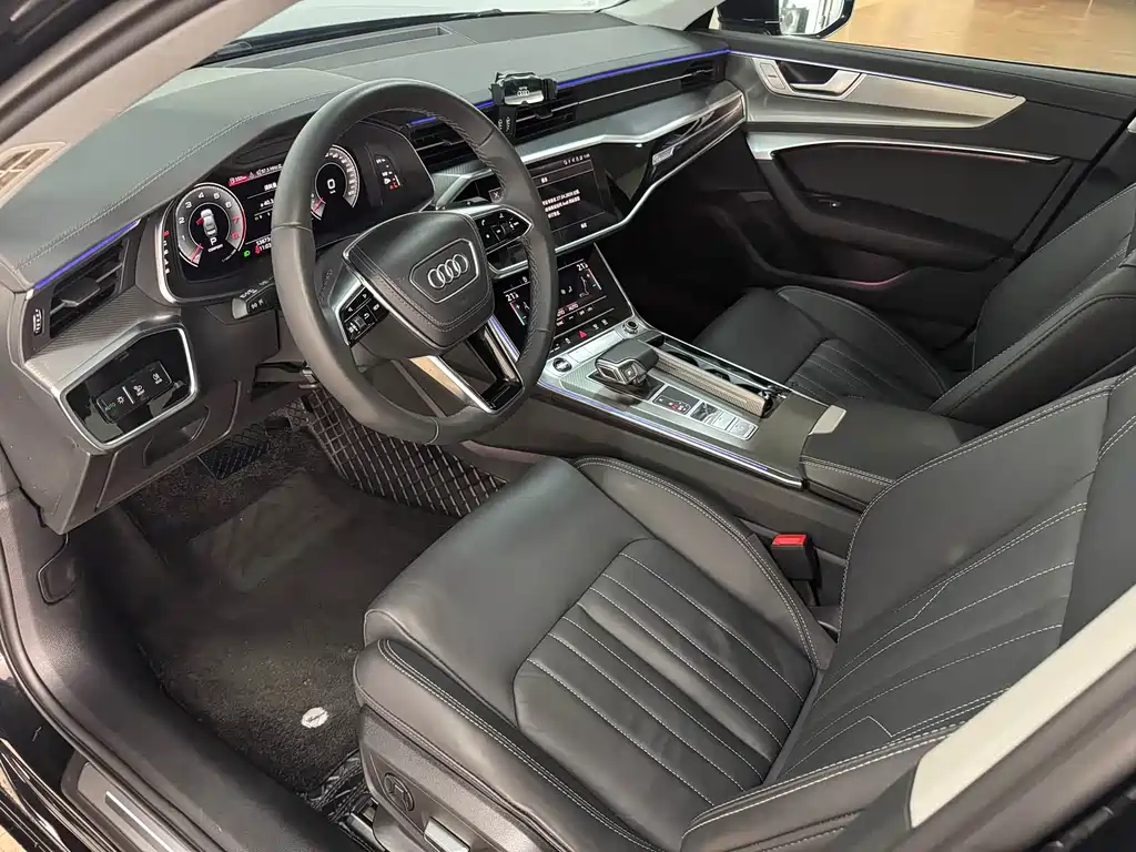 Audi A6L 2023 — фото 15