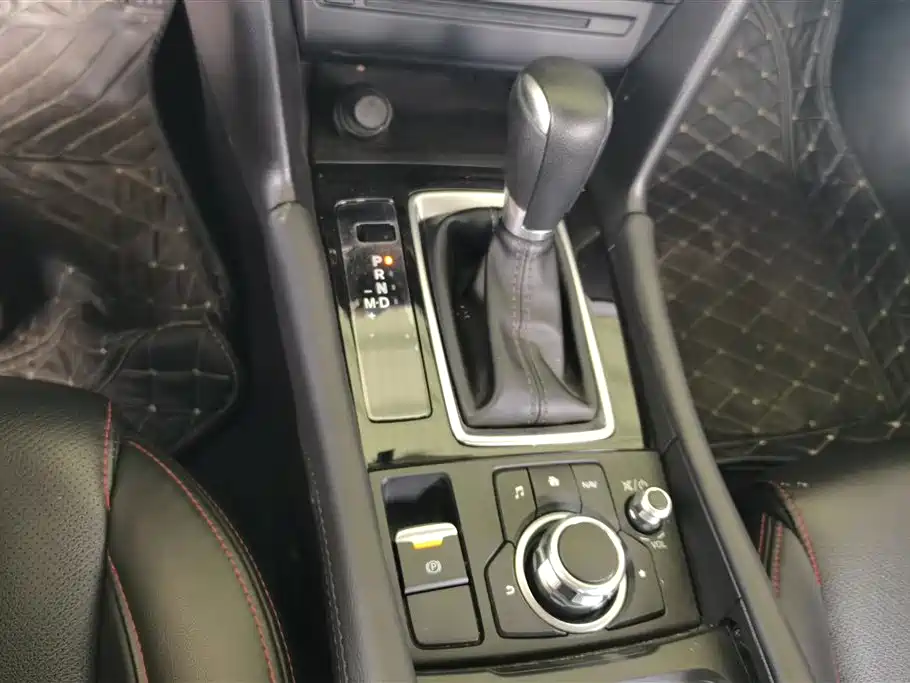 Mazda 3 Axela 2019 — фото 16