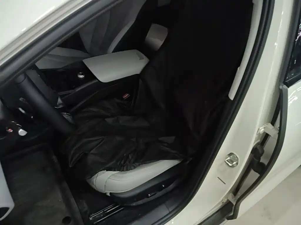 BYD Seal 06 DM-i Wagon 2026 — фото 15