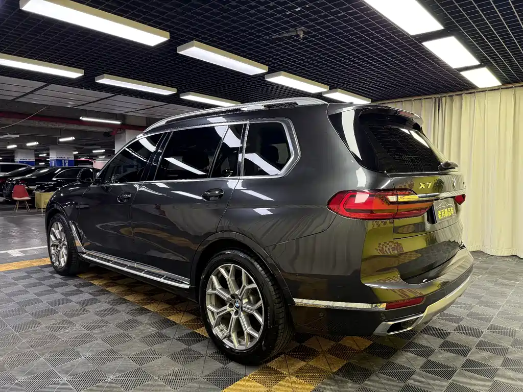 BMW X7 2020 — фото 10