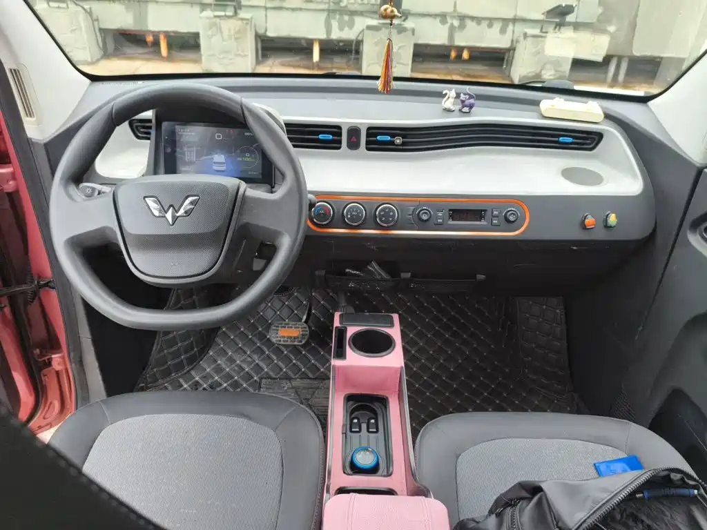Wuling MINIEV 2020