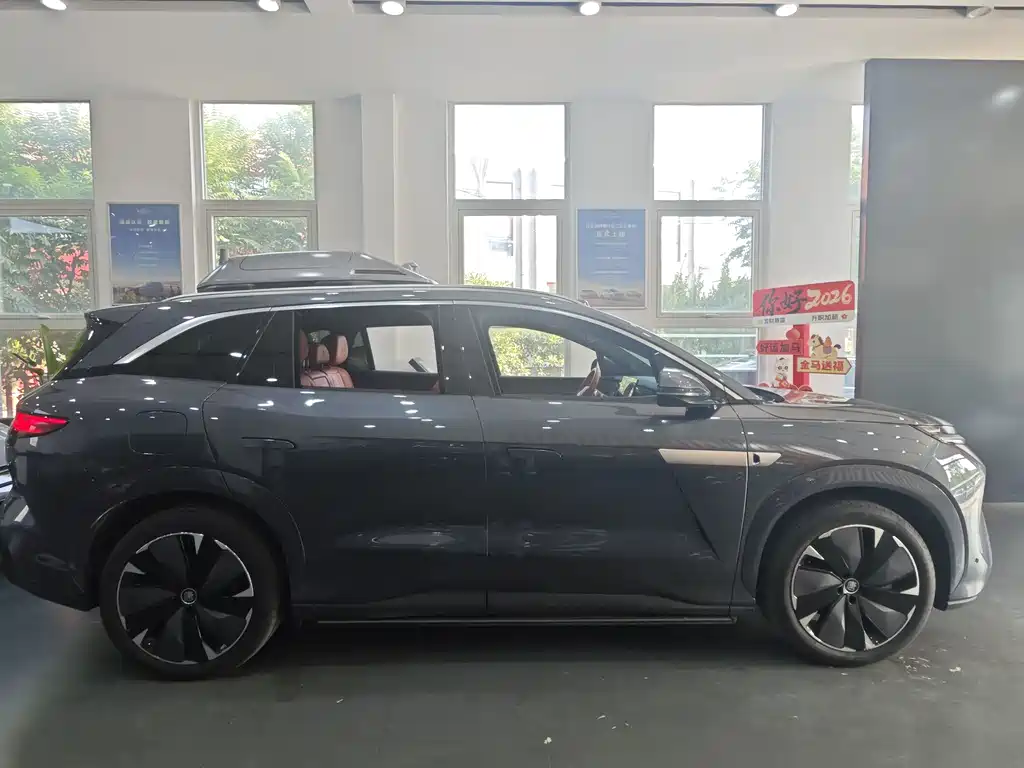 BYD Tang L 2025