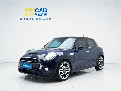 MINI MINI 2019