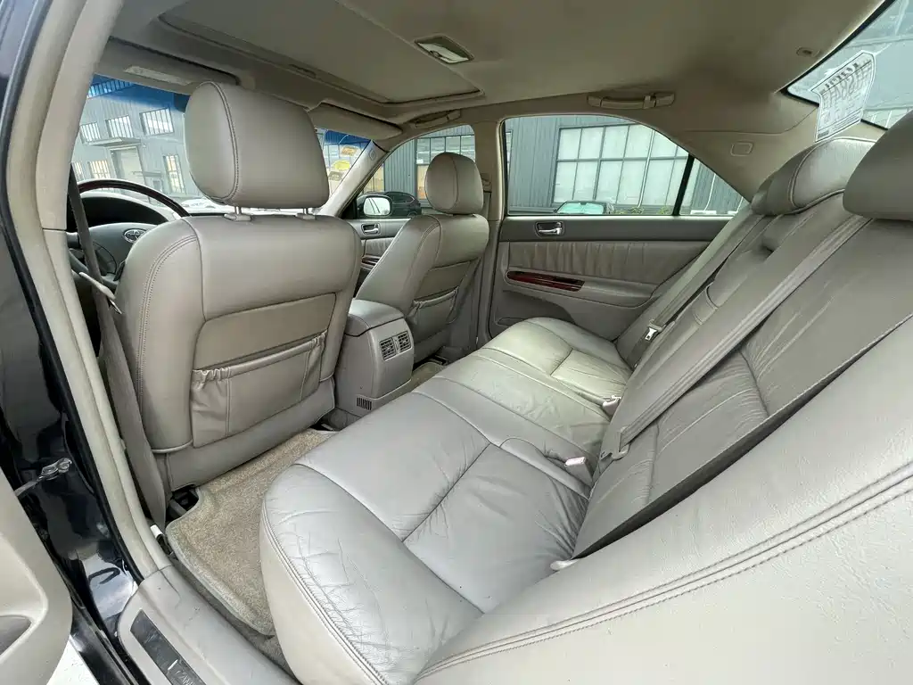 Toyota Camry 2005 — фото 23