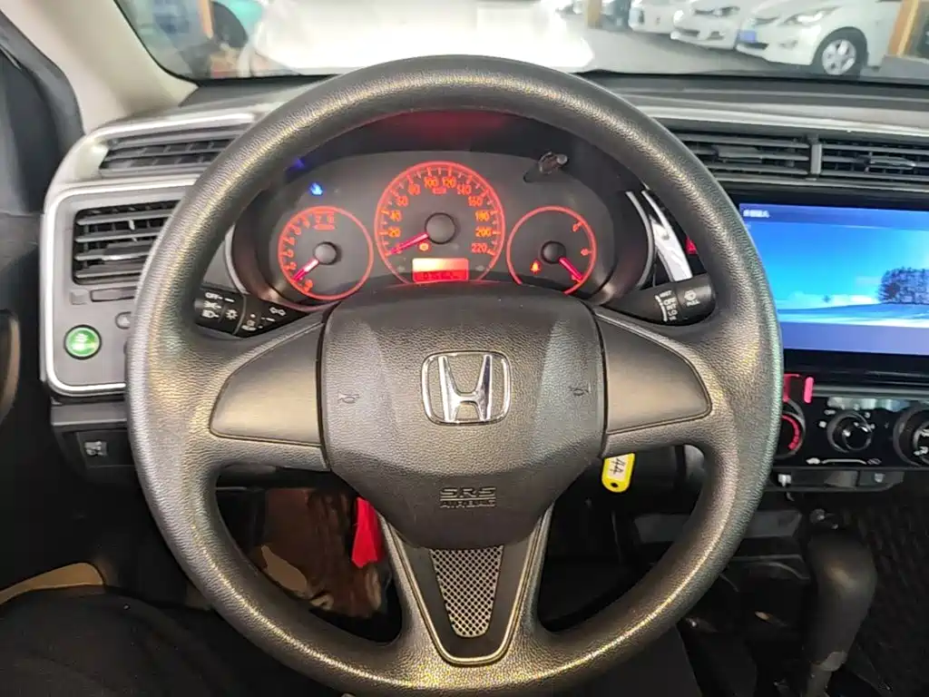 Honda City 2017 — фото 11