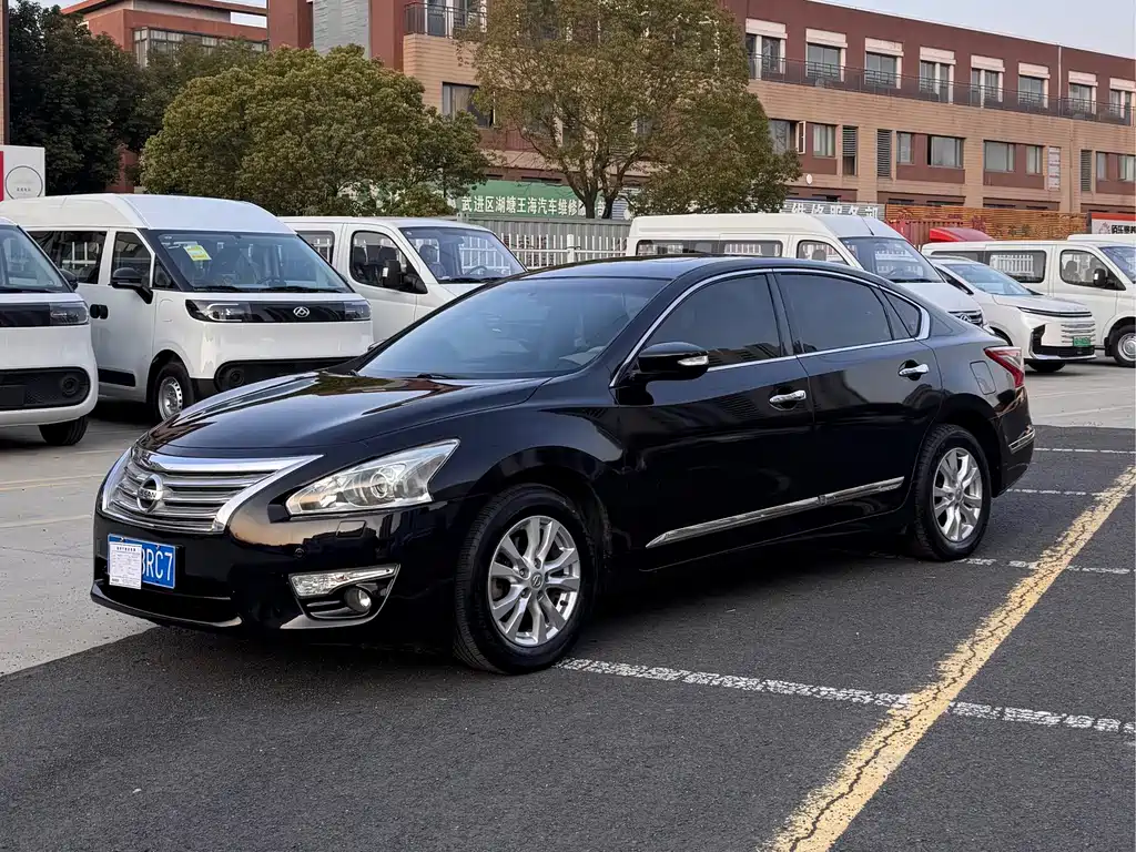 Nissan Teana 2014 — фото 1