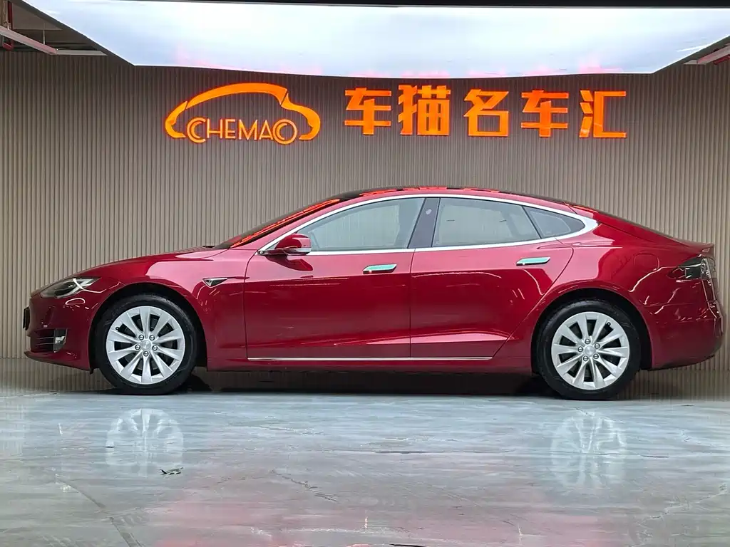 Tesla Model S 2017 — фото 20