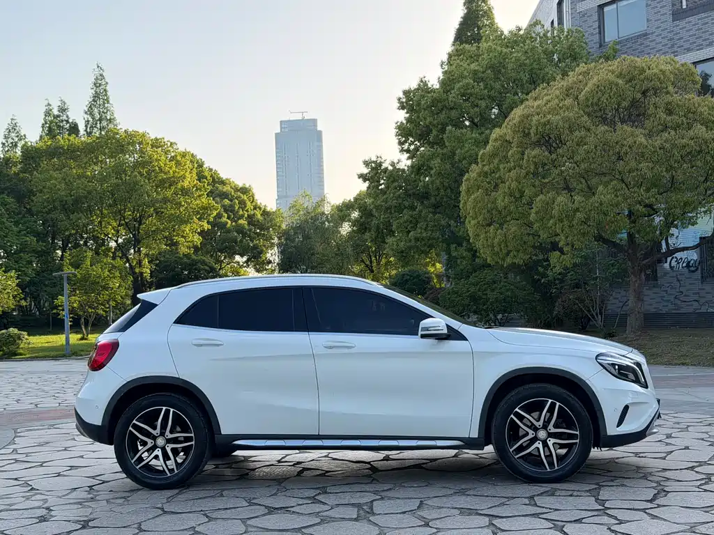 Mercedes-Benz GLA 2017 — фото 7
