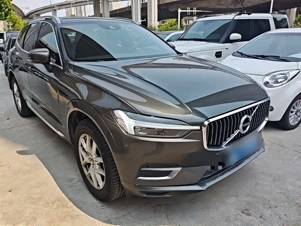 Volvo XC60 2021 — фото 4