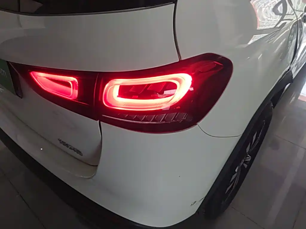 Mercedes-Benz GLA 2022 — фото 24