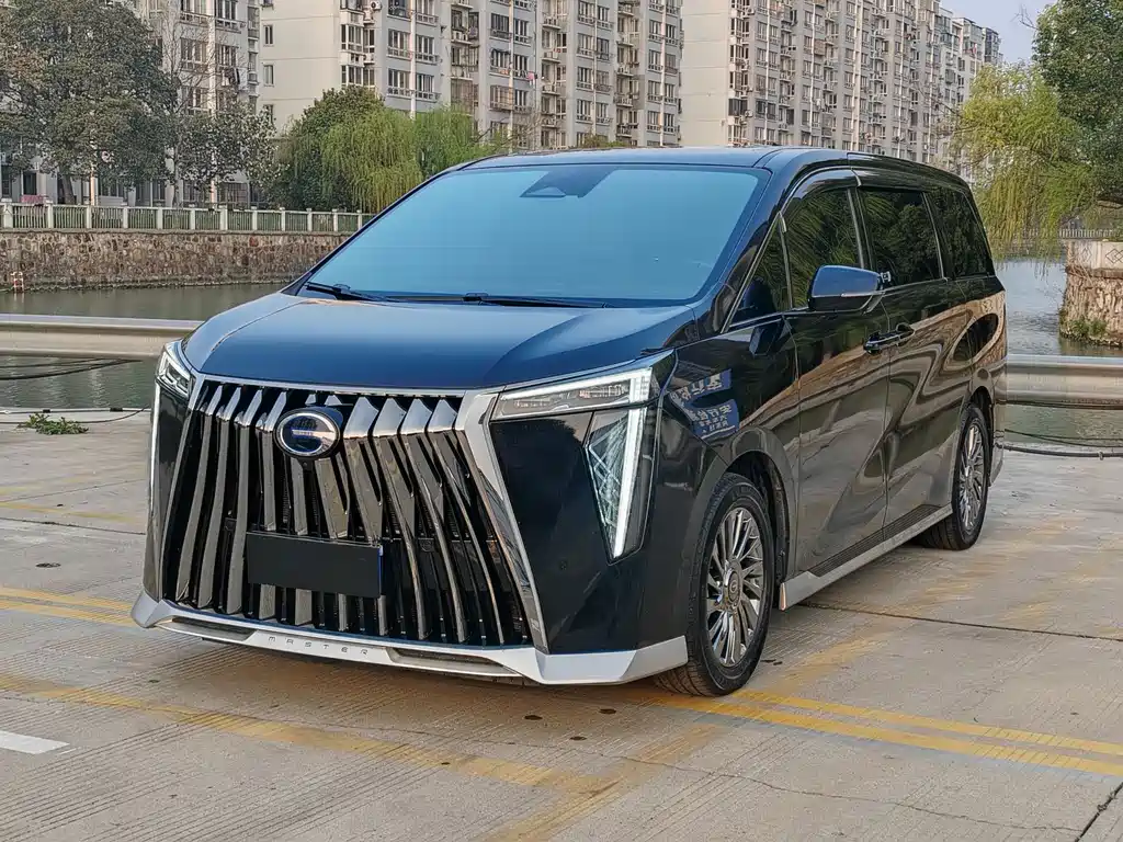 GAC Motor Trumpchi M8 2023 — фото 1