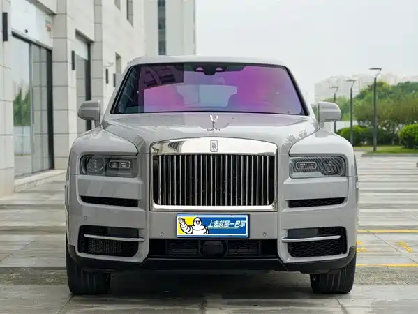 Rolls-Royce Cullinan 2024
