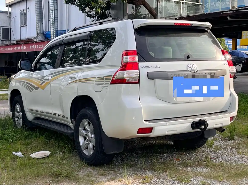 Toyota Prado 2015