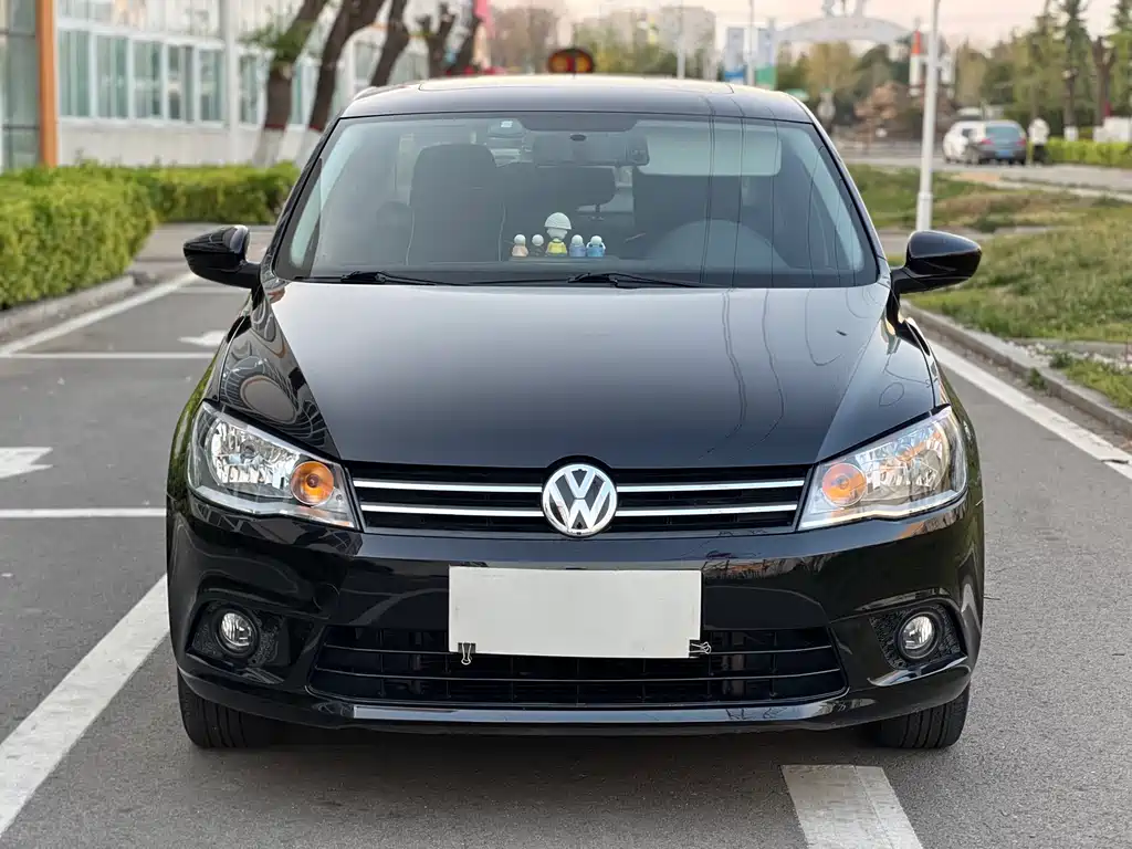 Volkswagen Jetta 2015 — фото 2