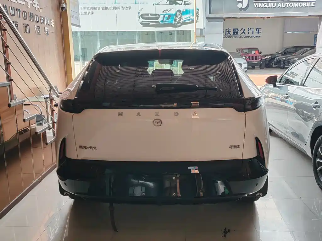 Mazda EZ-60 2025