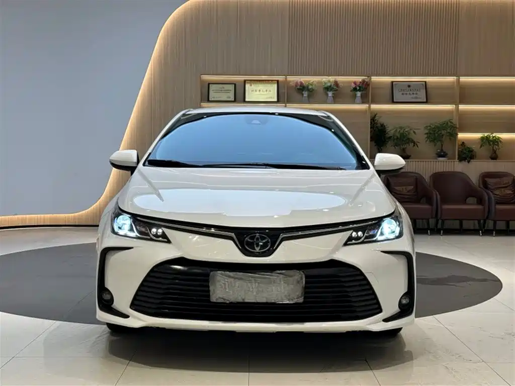 Toyota Corolla 2020 — фото 8