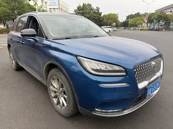 Lincoln Corsair 2020