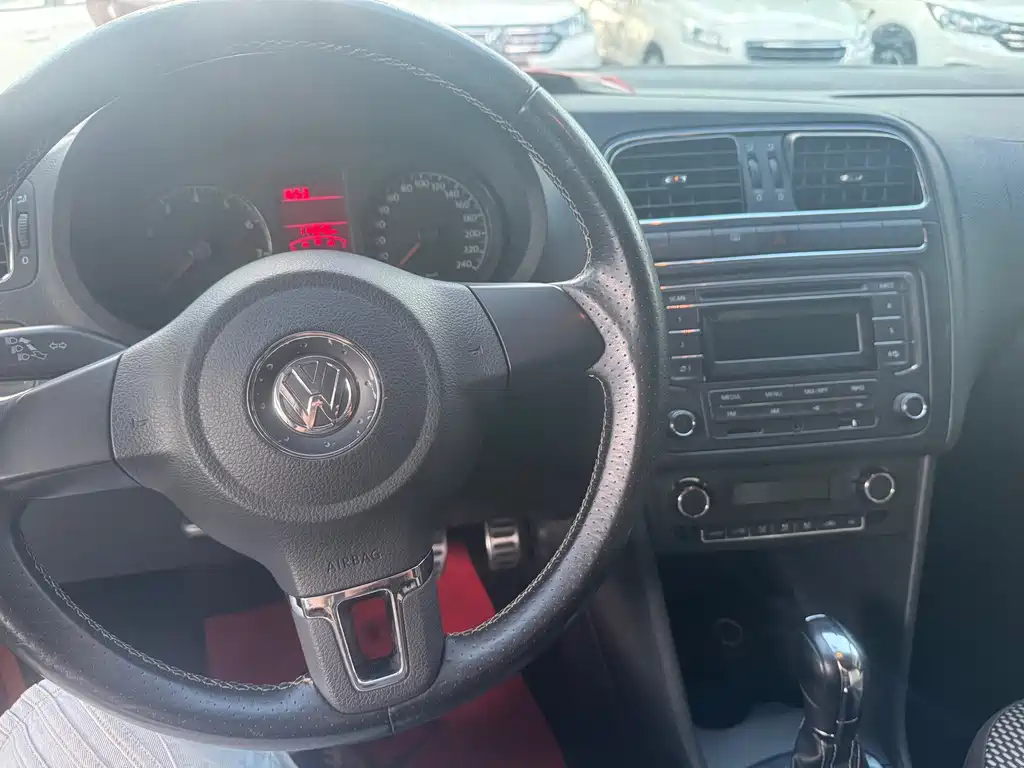 Volkswagen Polo 2013
