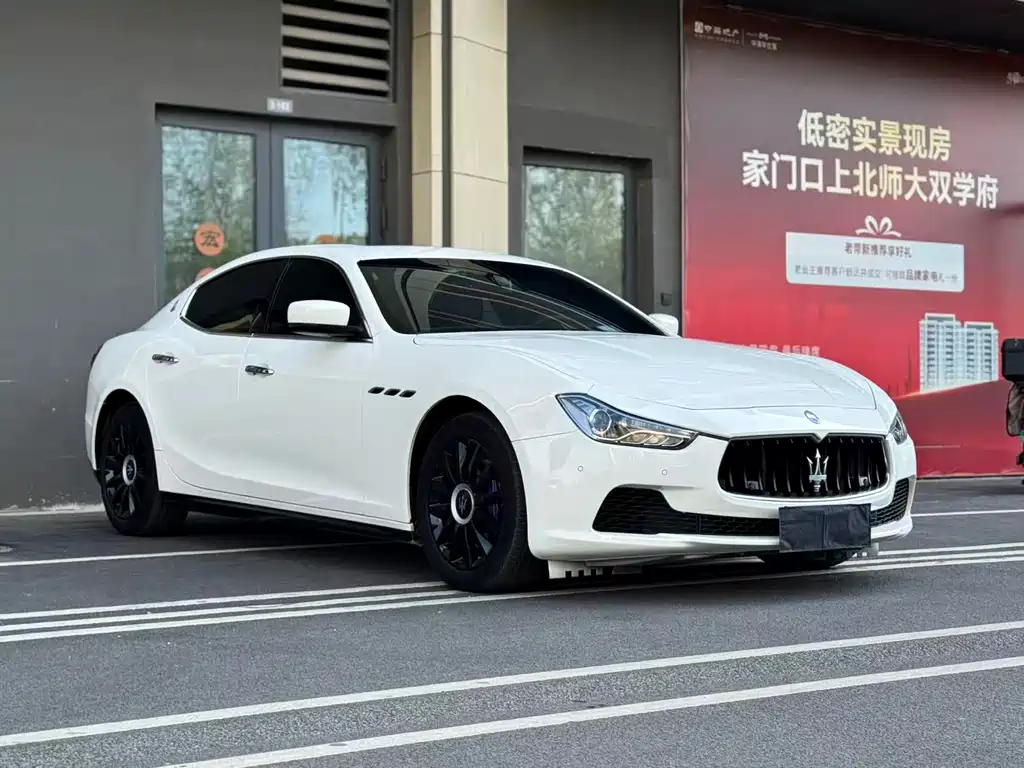 Maserati Ghibli 2014 — фото 3