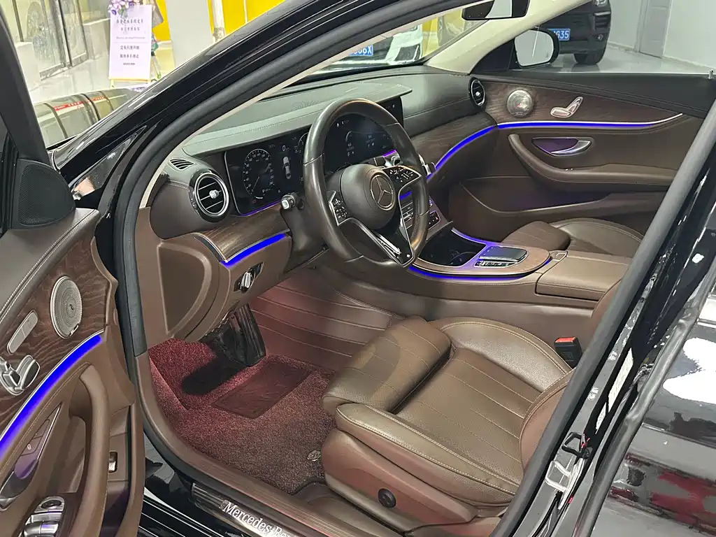 Mercedes-Benz E-Class 2023