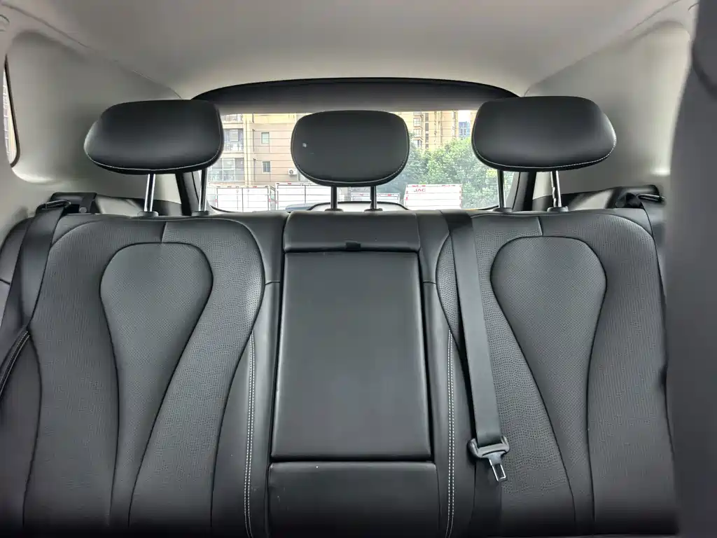 BYD Sealion 05 EV 2025 — фото 14