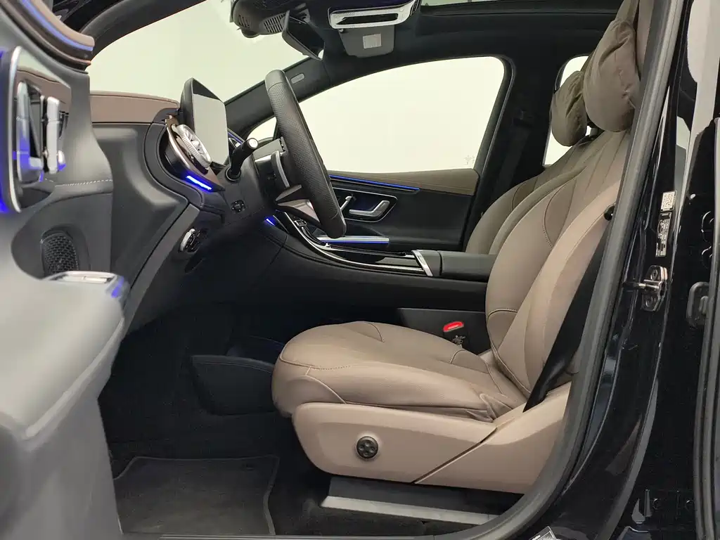 Mercedes-Benz EQE SUV 2025 — фото 14