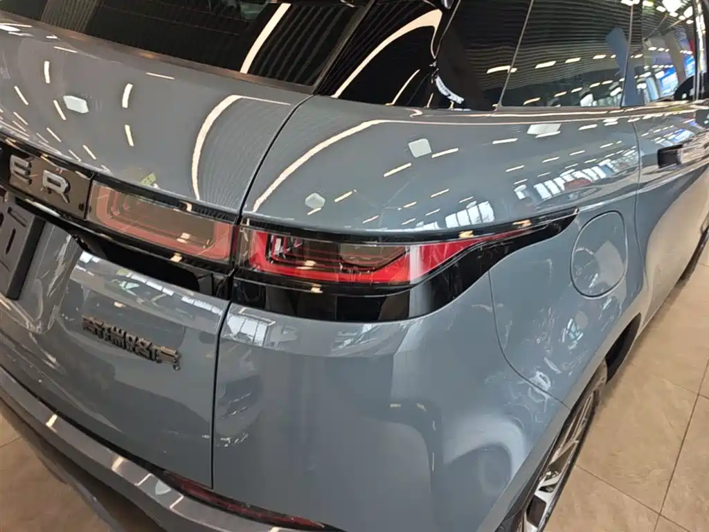 Land Rover Evoque 2021 — фото 8