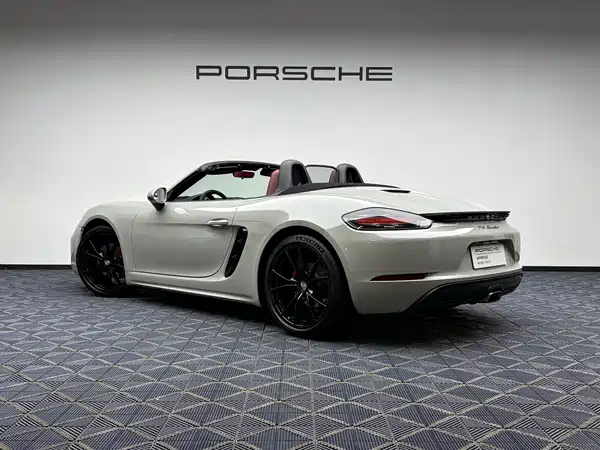 Porsche 718 2023