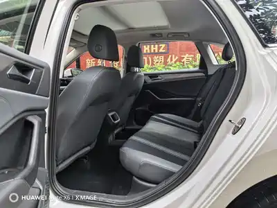 Volkswagen Sagitar 2025