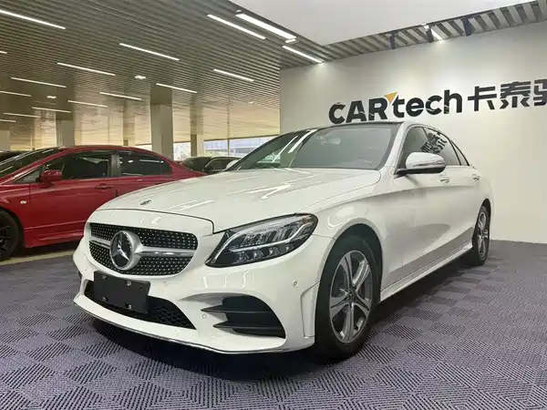 Mercedes-Benz C-Class 2020