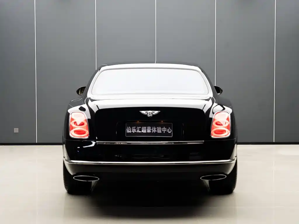 Bentley Mulsanne 2016 — фото 6