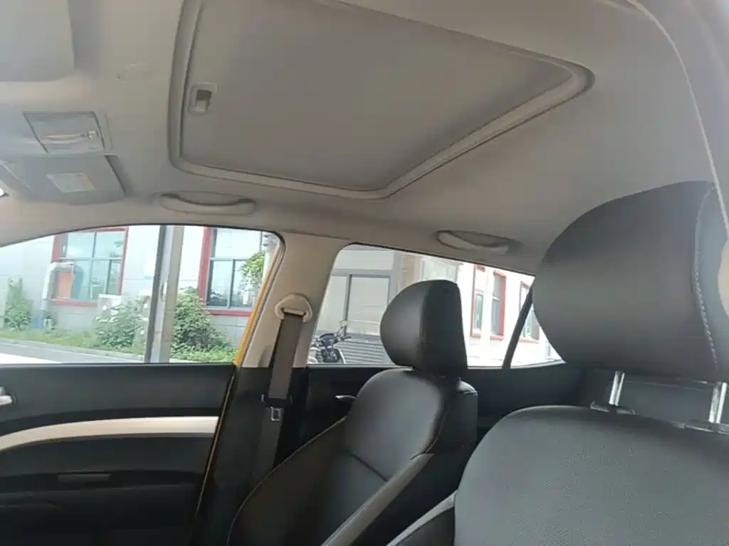 Kia KX1 2020 — фото 18