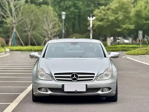 Mercedes-Benz CLS 2011