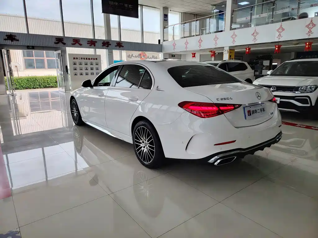 Mercedes-Benz C-Class 2023 — фото 13