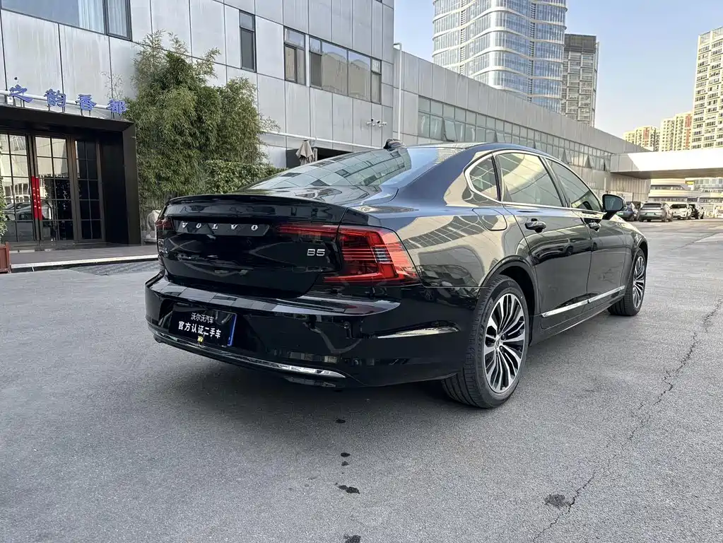 Volvo S90 2024 — фото 13