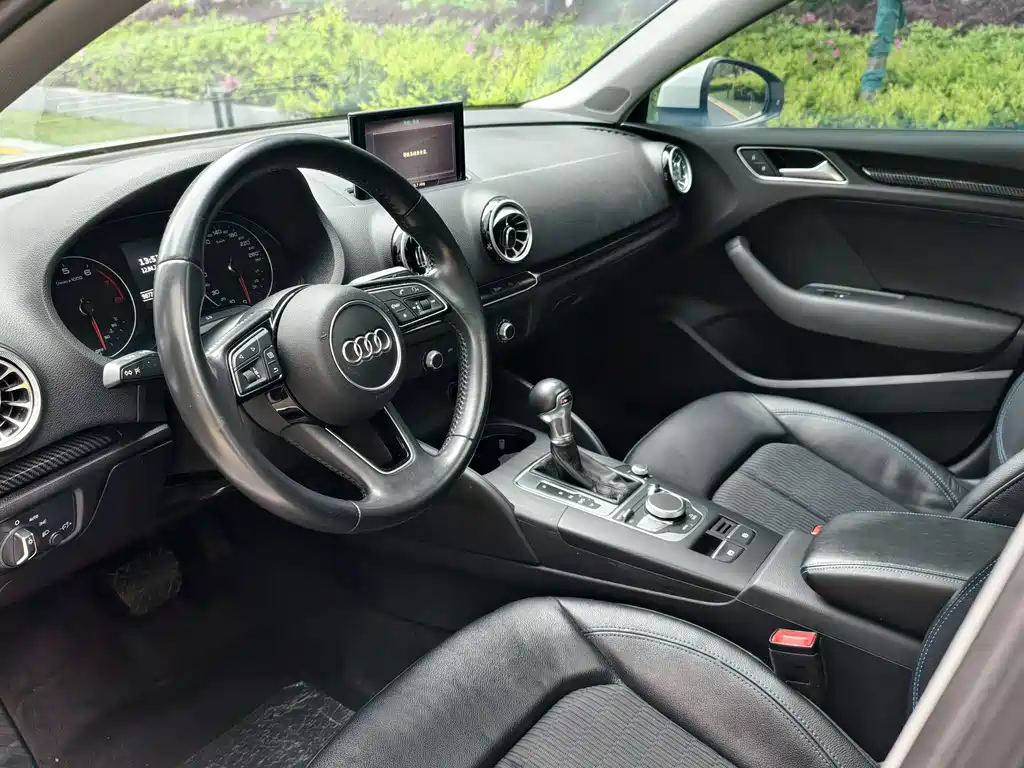 Audi A3 2019 — фото 15