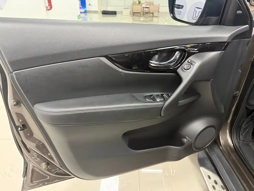 Nissan X-Trail 2020 — фото 23