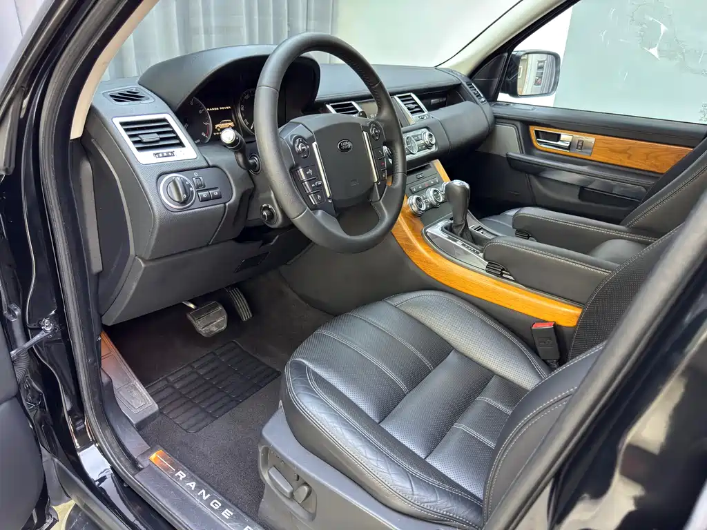 Land Rover Sport 2013 — фото 12