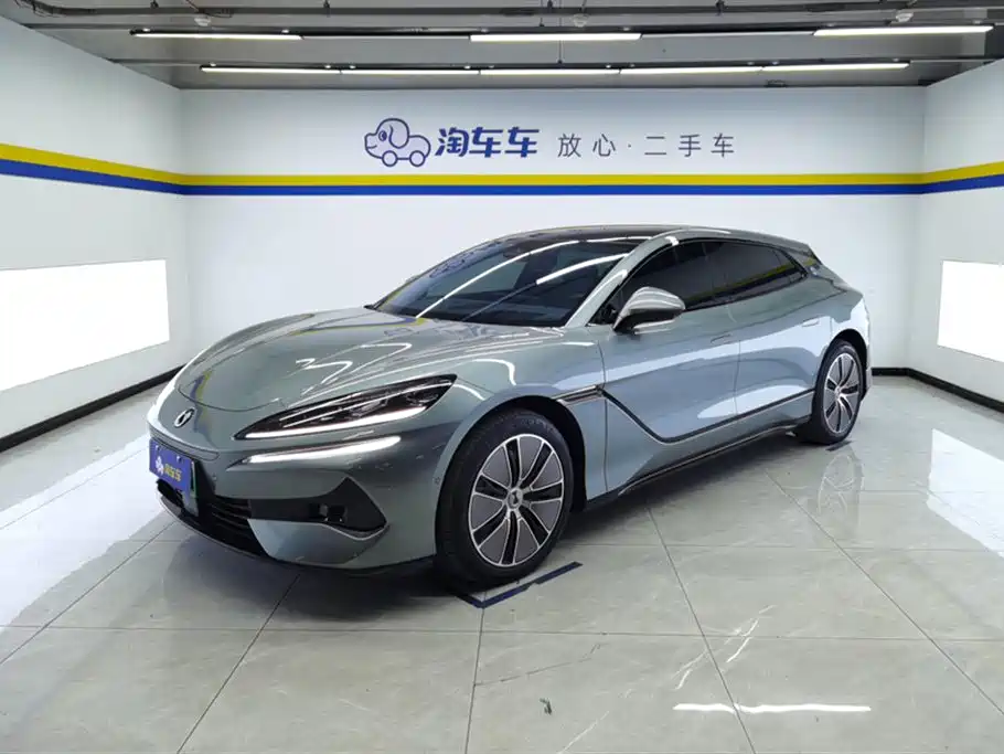 Denza Z9GT 2025